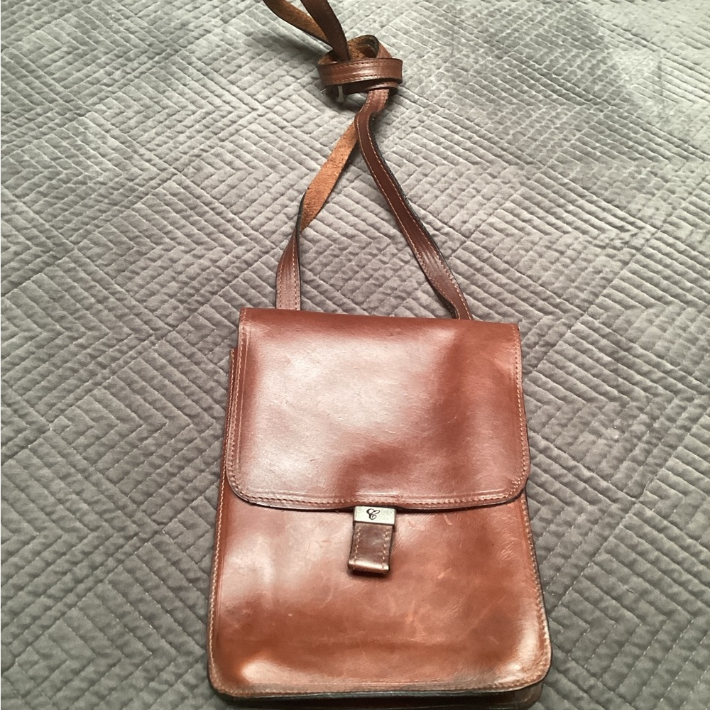 Crabtree Collection leather crossbody bag, brown
